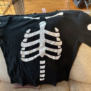 Black Skeleton Print T-Shirt and pants